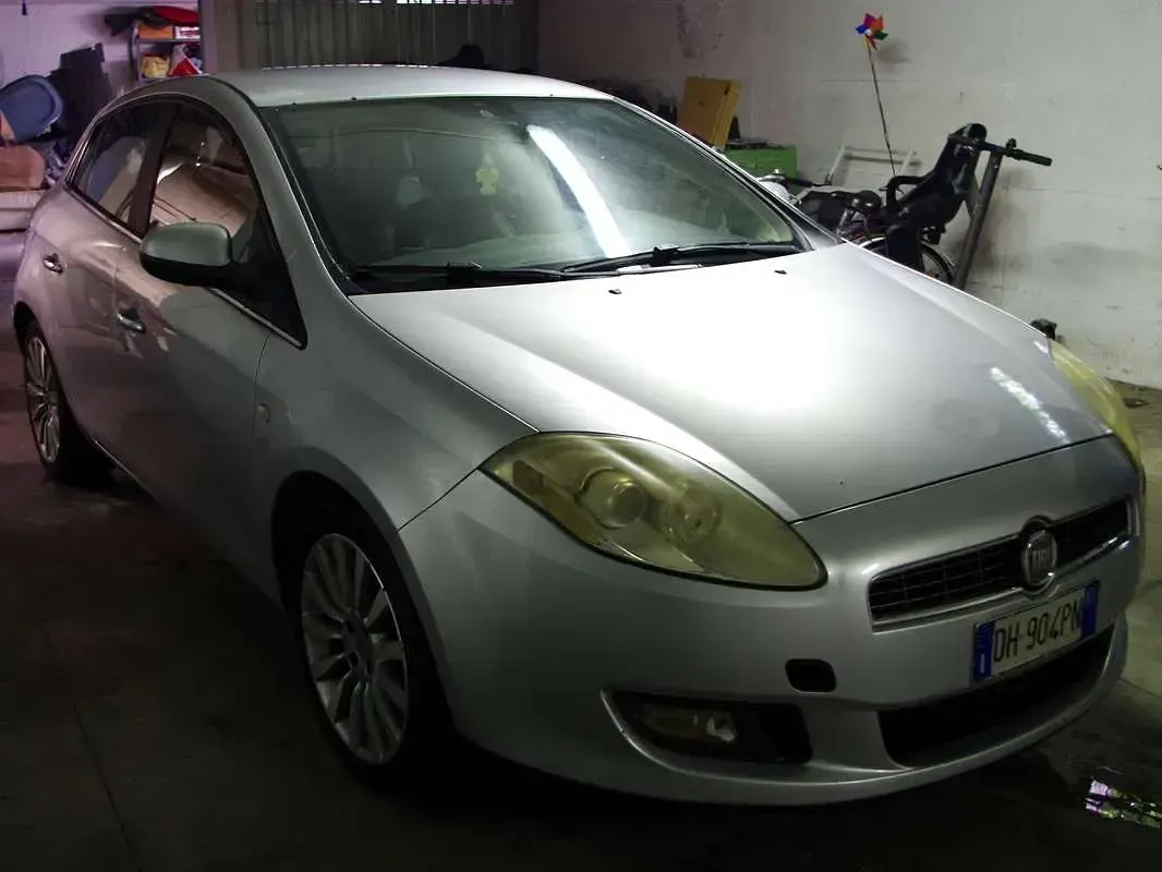 Usata Fiat Bravo Emotion 120 CV (88 kW) 2007 Argento Utilitaria