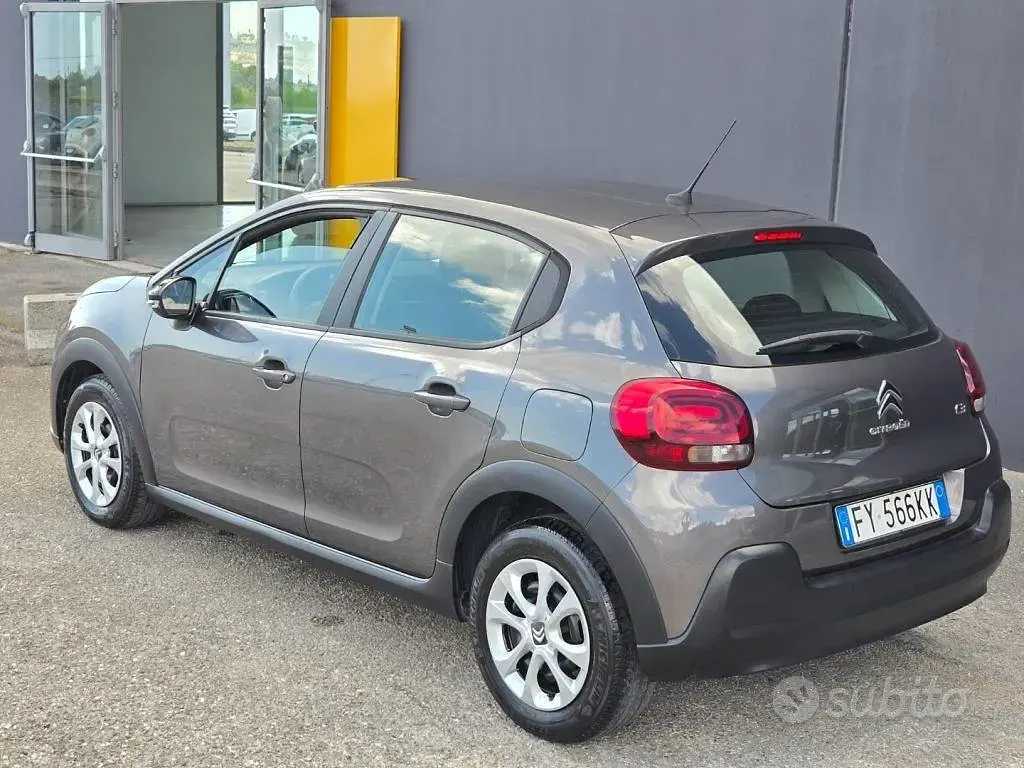 Usata Citroën C3 Feel 102 CV (75 kW) 2019 Grigio Utilitaria