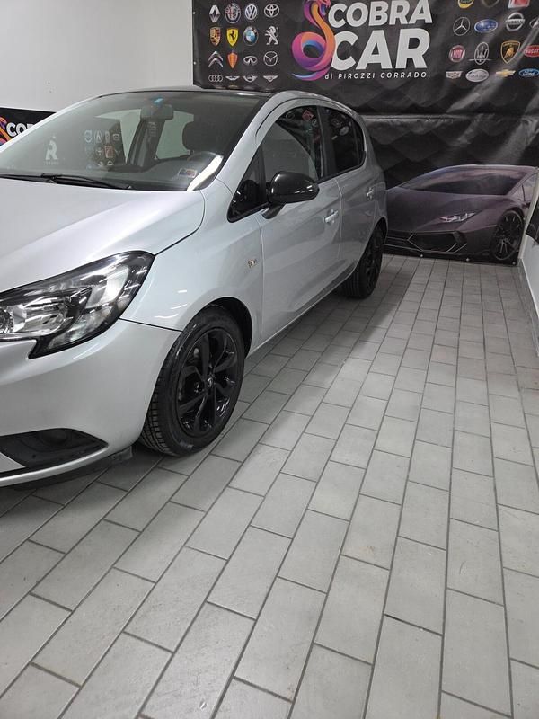 Usata Opel Corsa 95 CV (69 kW) 2016 Grigio Berlina