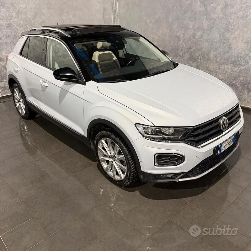 Usata VW T-Roc Style 150 CV (110 kW) 2017 Bianco SUV