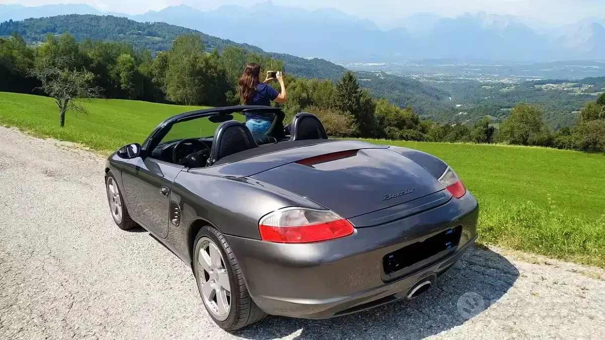 Usata Porsche Boxster 228 CV (167 kW) 2004 Grigio Cabrio