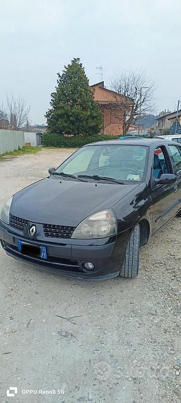 Usata Renault Clio II 2002 Nero Berlina