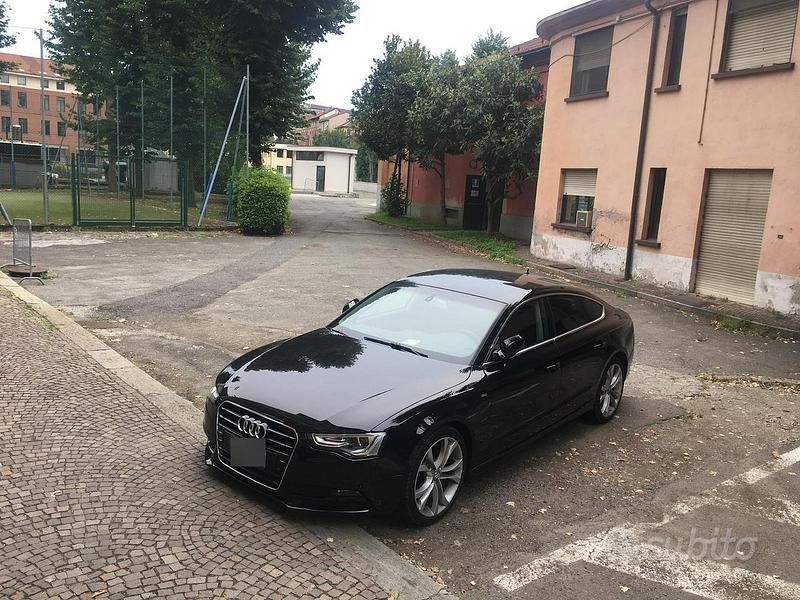 Usata Audi A5 Sportback Business 177 CV (130 kW) 2012 Nero Utilitaria