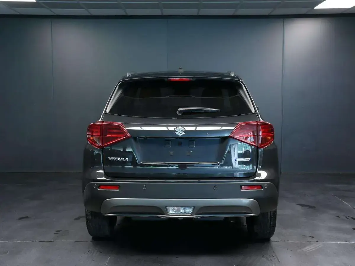 Nuova Suzuki Vitara 110 CV (80 kW) 2026 Nero SUV