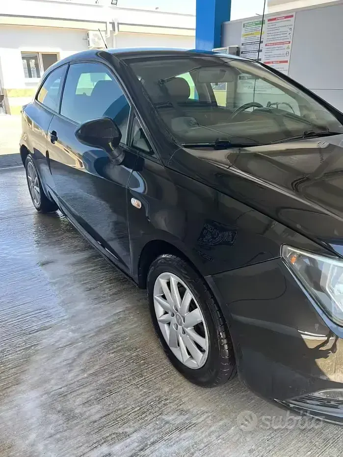 Usata Seat Ibiza 75 CV (55 kW) 2013 Nero