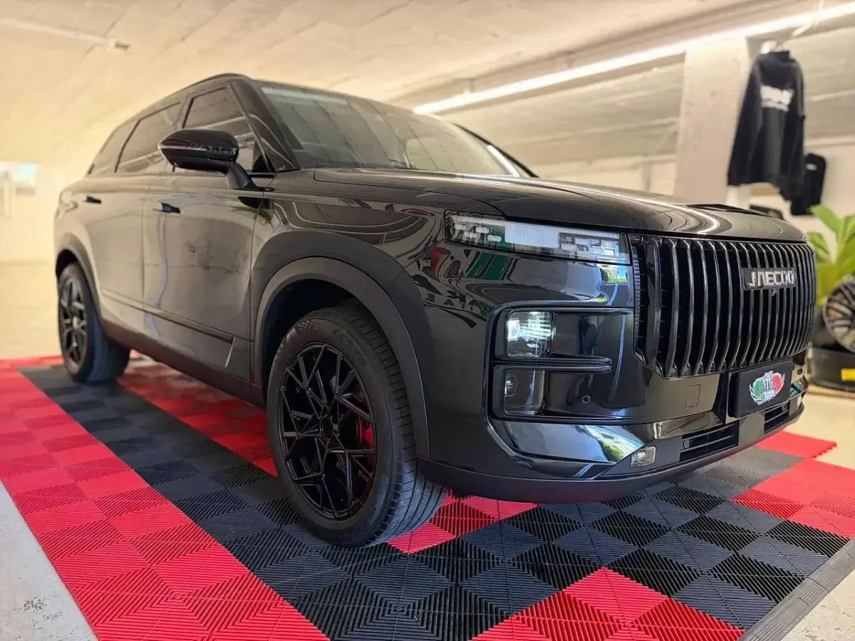 Usata Jaecoo 7 143 CV (105 kW) 2025 Nero SUV