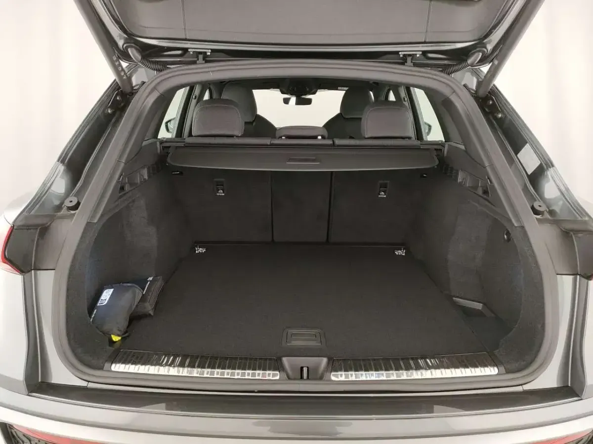 Nuova Audi Q5 S-Line 204 CV (150 kW) 2025 Grigio daytona SUV