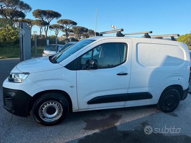 Usata Citroën Berlingo Live 75 CV (55 kW) 2019 Bianco Monovolume