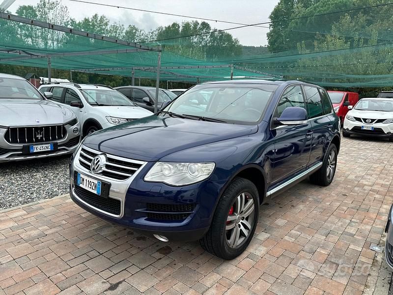 Usata VW Touareg 240 CV (176 kW) 2008 Blu SUV