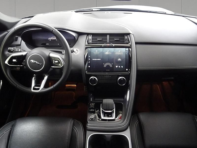 Usata Jaguar E-Pace R-Dynamic 163 CV (119 kW) 2023 Santorini black SUV