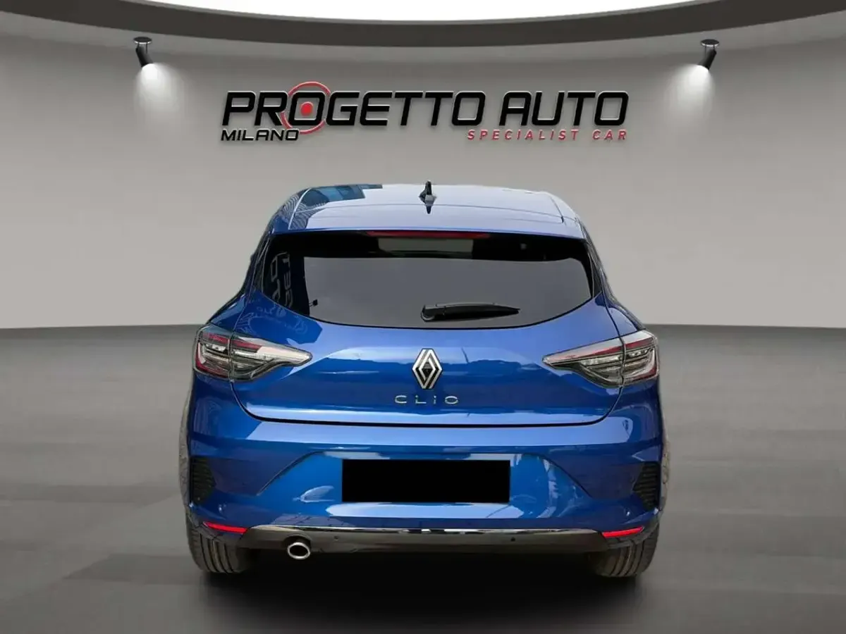 Usata Renault Clio V Techno 91 CV (66 kW) 2025 Blu/azzurro Berlina