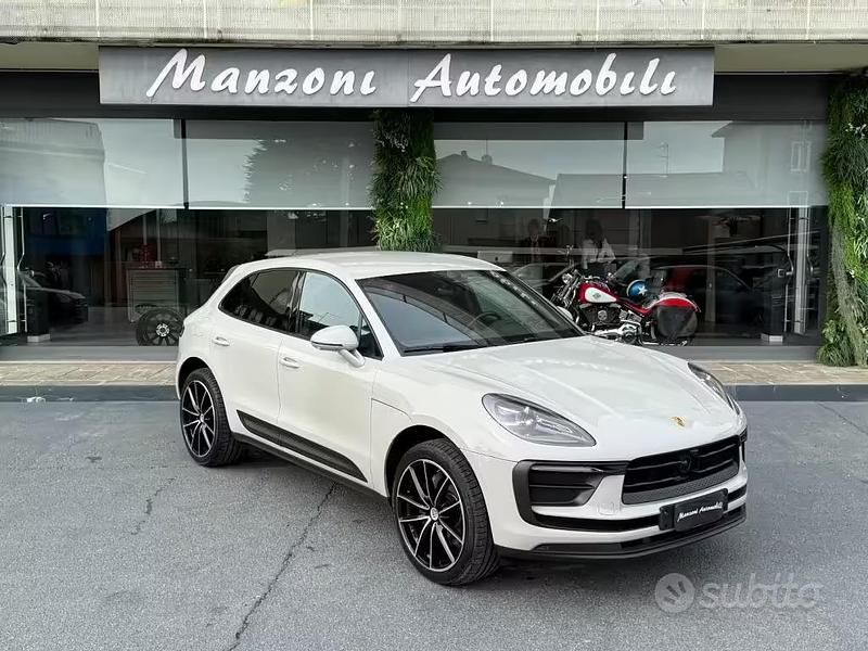 Usata Porsche Macan 265 CV (194 kW) 2024 Grigio SUV