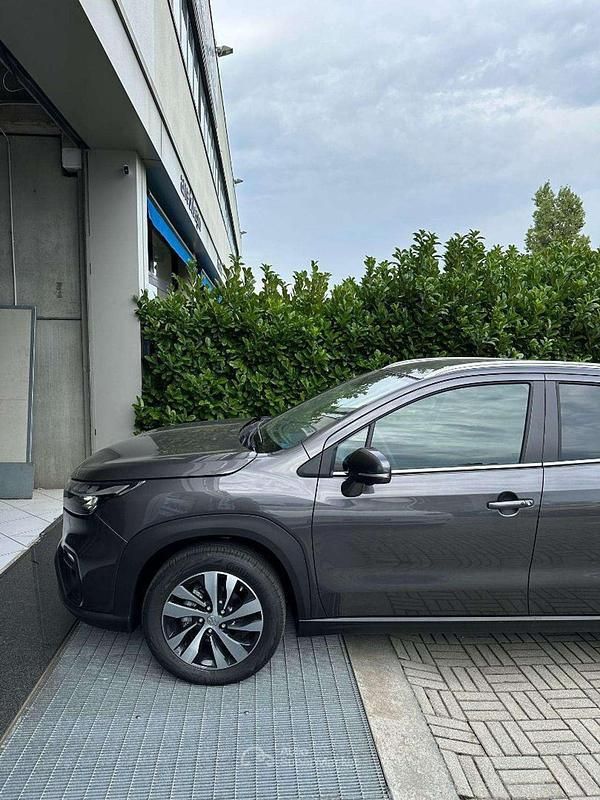 Usata Suzuki SX4 S-Cross 129 CV (94 kW) 2024 Antracite metallizzato SUV