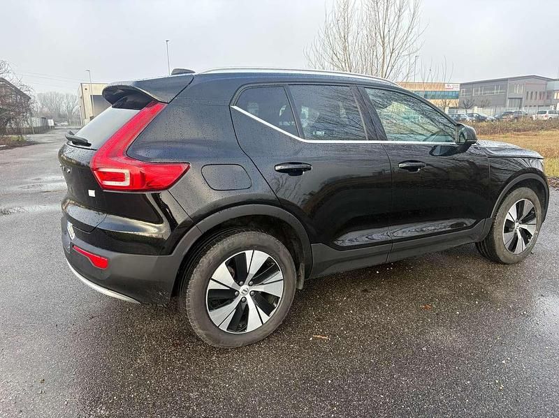 Usata Volvo XC40 Plus 129 CV (94 kW) 2022 Nero SUV