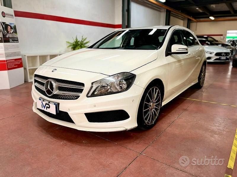 Bianco Usata 2015 Mercedes A180 Premium Tre volumi | 13.900 € (Buon prezzo) - Immagine 1/4