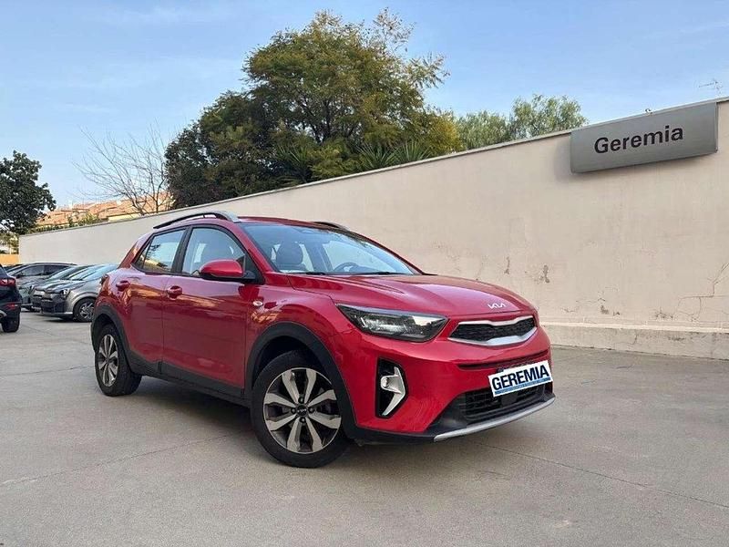 Usata Kia Stonic Urban 84 CV (61 kW) 2024 Rosso SUV