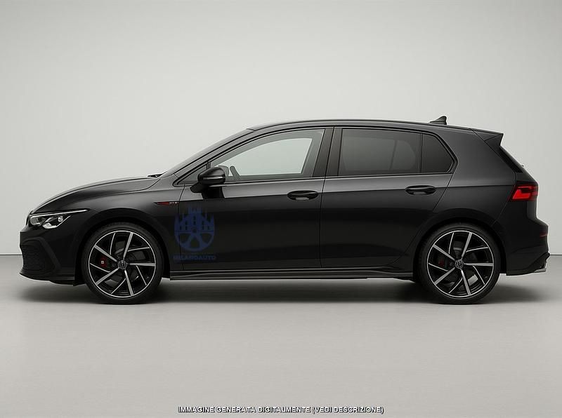Usata VW Golf VIII Style 265 CV (194 kW) 2025 Nero Utilitaria