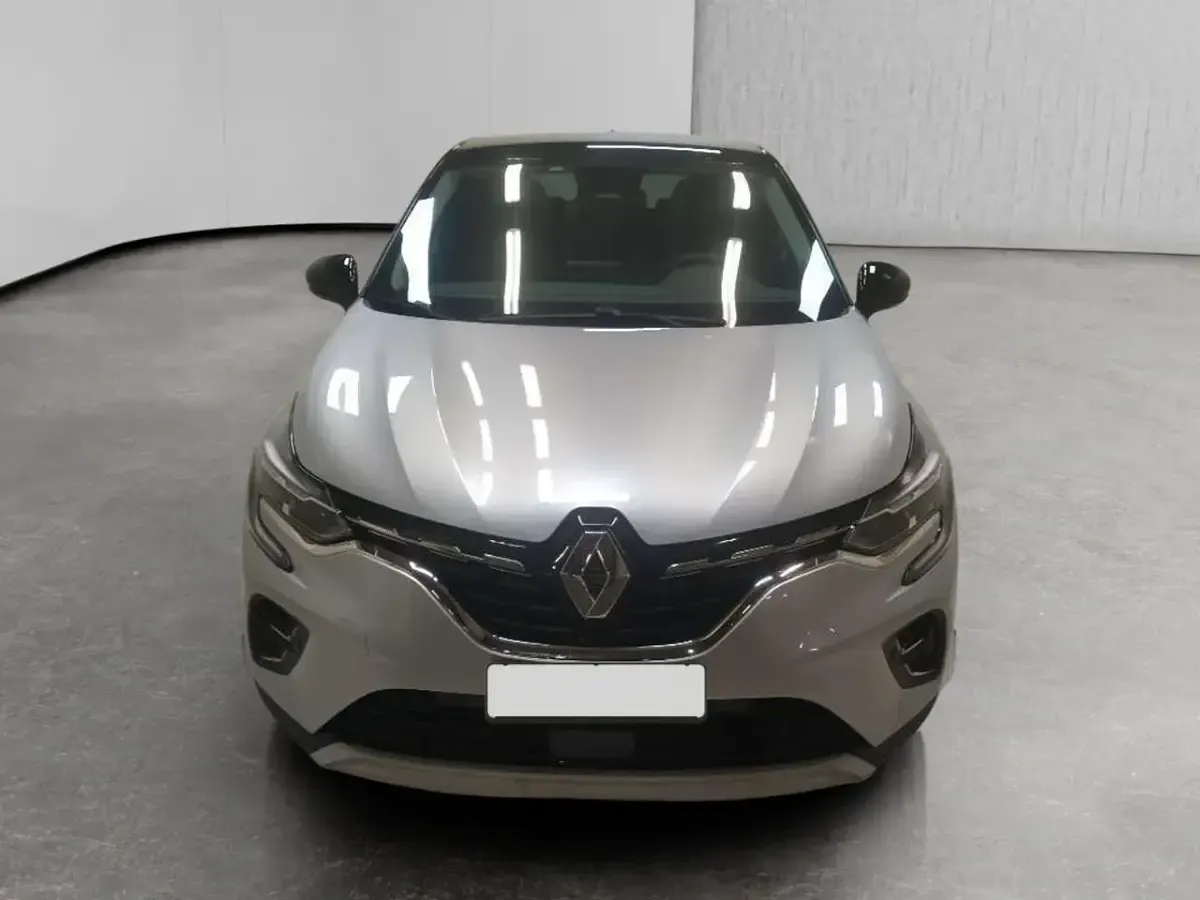Usata Renault Captur Techno 143 CV (105 kW) 2022 Grigio SUV