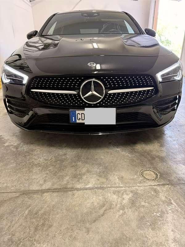 Usata Mercedes CLA220 AMG line 190 CV (139 kW) 2020 Nero Berlina