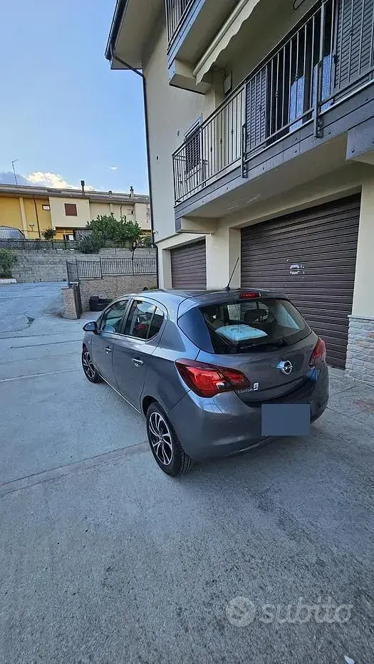 Usata Opel Corsa 75 CV (55 kW) 2017 Grigio Utilitaria