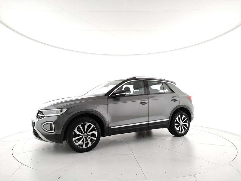 Usata VW T-Roc Style 110 CV (80 kW) 2022 Indium grey metallizzato deep black perl SUV