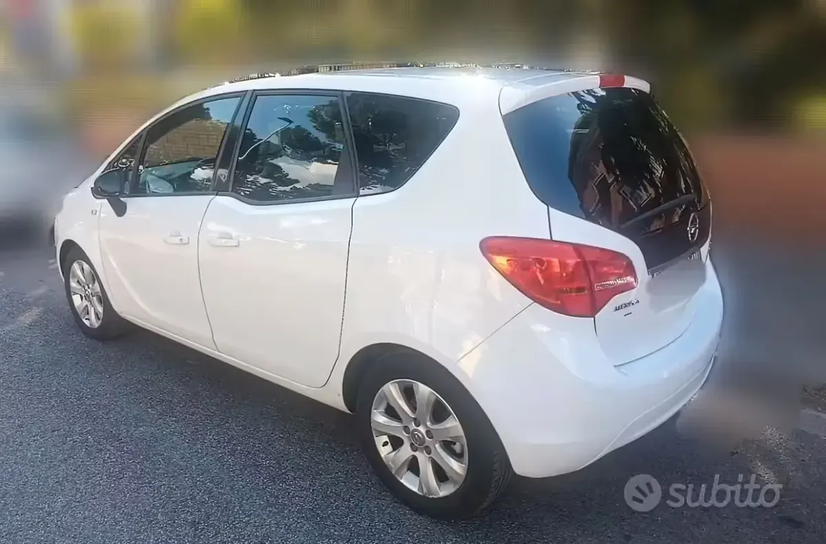 Usata Opel Meriva 120 CV (88 kW) 2012 Bianco Monovolume