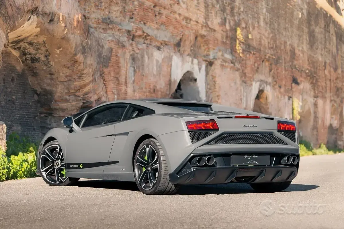 Usata Lamborghini Gallardo 560 CV (411 kW) 2013 Grigio Coupé