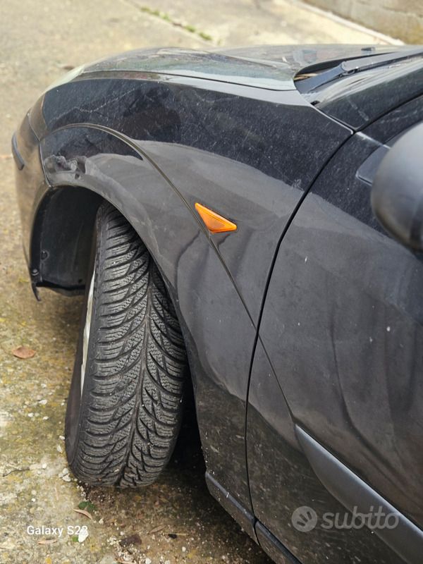 Usata Ford Focus 116 CV (85 kW) 2002 Nero Berlina