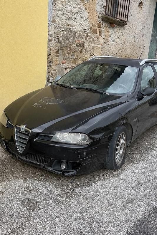 Usata Alfa Romeo 156 150 CV (110 kW) 2006 Nero Station wagon