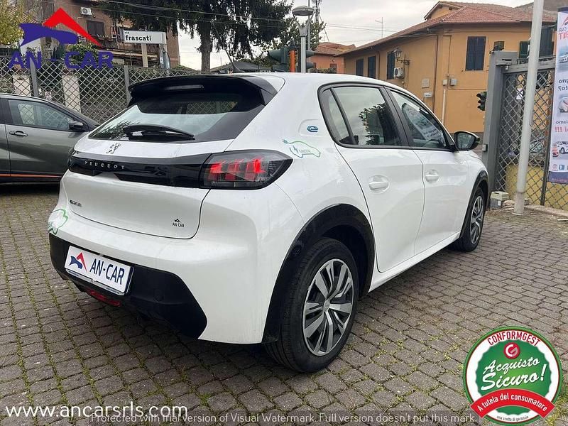 Usata Peugeot e-208 Active 56 kW (77 CV) 2023 Bianco Utilitaria