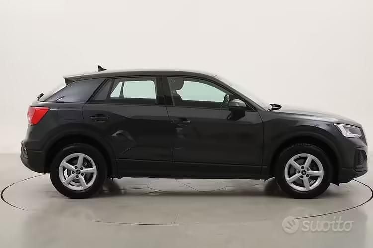 Usata Audi Q2 Business 110 CV (80 kW) 2021 Grigio SUV