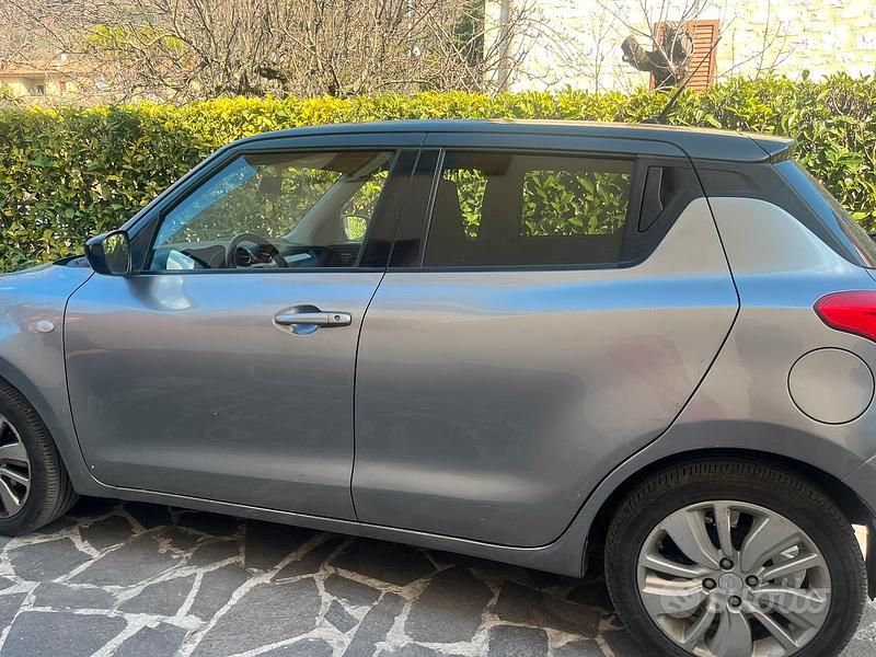 Usata Suzuki Swift 90 CV (66 kW) 2017 Grigio Utilitaria