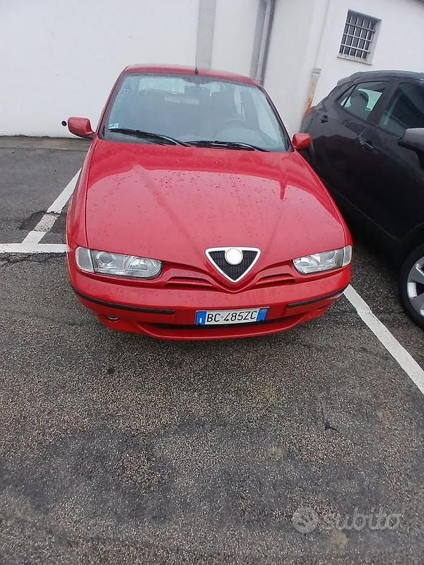 Usata Alfa Romeo 146 1998 Utilitaria