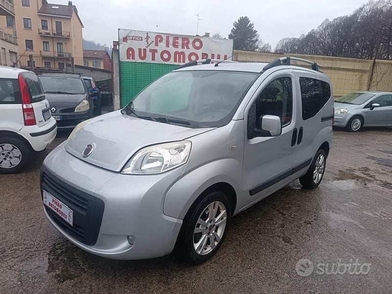 Usata Fiat Qubo Trekking 75 CV (55 kW) 2010 Grigio Monovolume