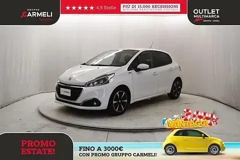 Usata Peugeot 208 Signature Sky 83 CV (61 kW) 2018 Utilitaria