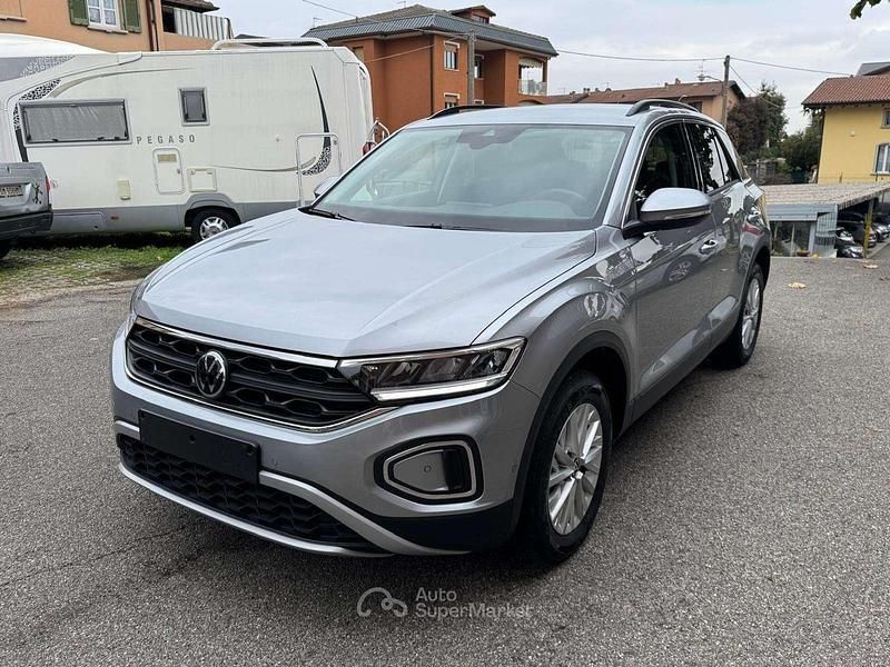 Usata VW T-Roc Advance 150 CV (110 kW) 2023 Grigio SUV