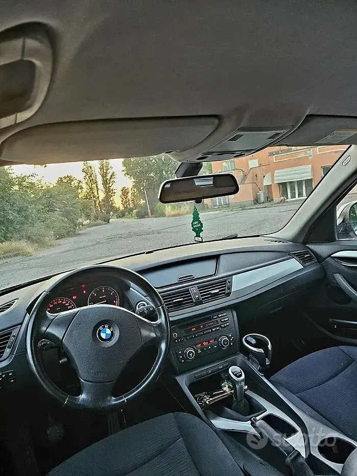 Usata BMW X1 177 CV (130 kW) 2011 Grigio SUV