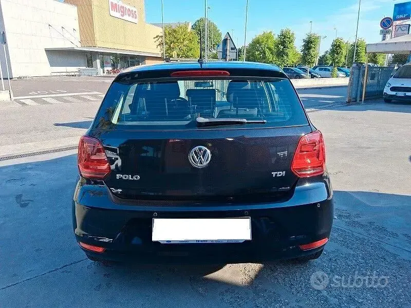 Usata VW Polo Comfortline 75 CV (55 kW) 2017 Nero Berlina