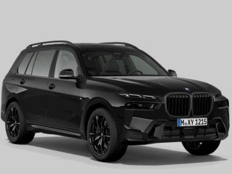 Usata BMW X7 M Sport 340 CV (250 kW) 2025 Nero SUV