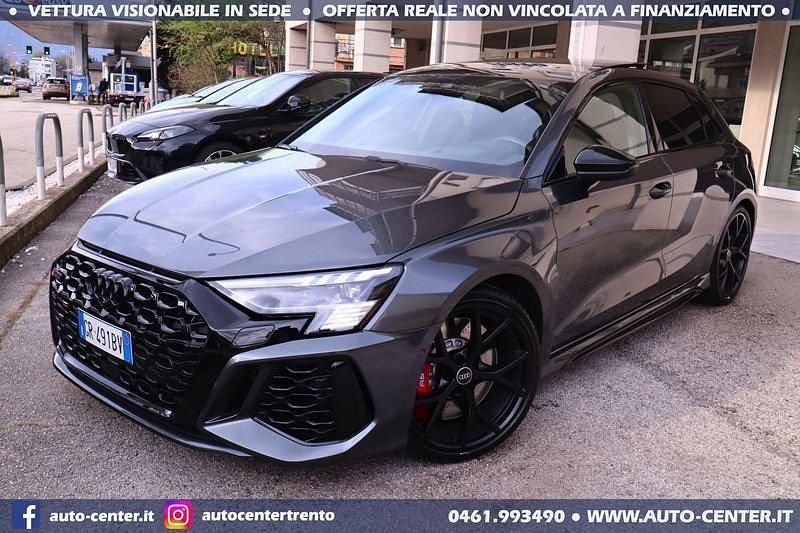Usata Audi RS3 Sportback Ambiente 400 CV (294 kW) 2022 Grigio Utilitaria