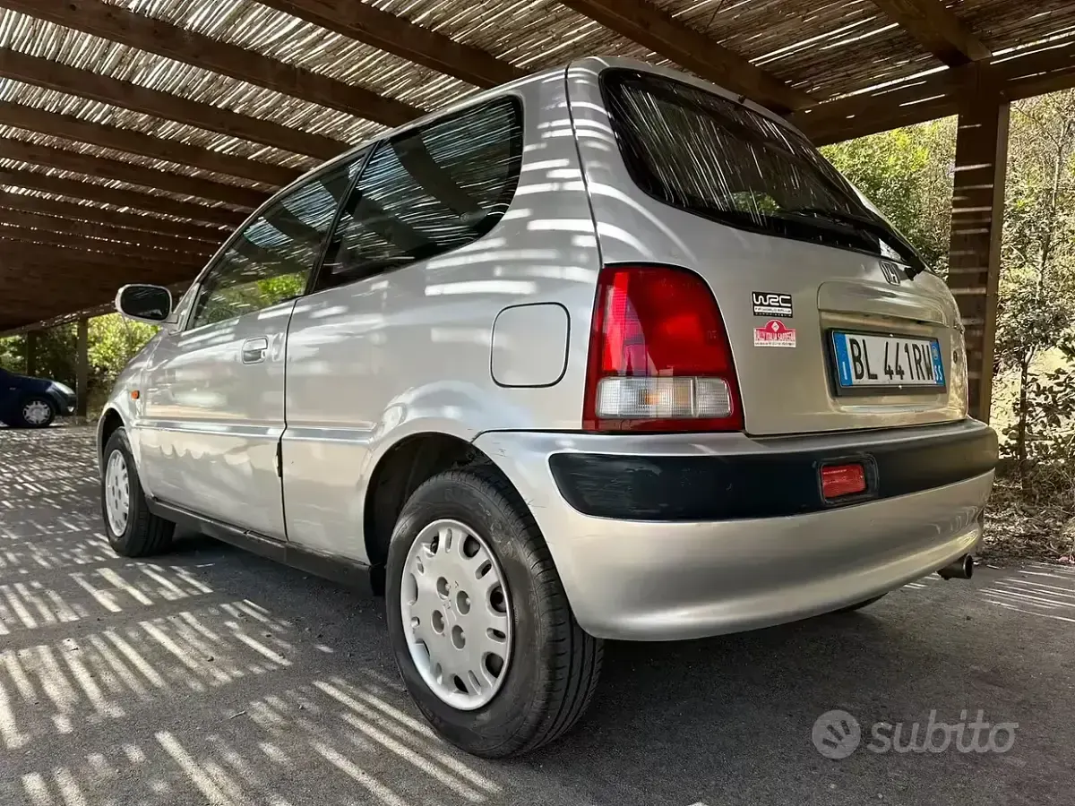 Usata Honda Logo 65 CV (47 kW) 2000 Grigio Utilitaria
