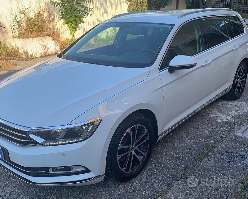Usata VW Passat Executive 150 CV (110 kW) 2016 Bianco Station wagon