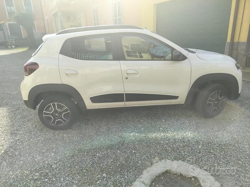 Usata Dacia Spring 47 kW (65 CV) 2023 Bianco Utilitaria