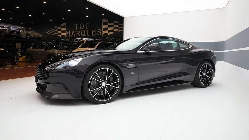 Usata Aston Martin Vanquish 574 CV (422 kW) 2013 Nero metallizzato Coupé