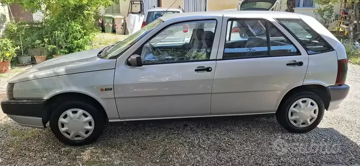 Usata Fiat Tipo 71 CV (52 kW) 1988 Grigio Utilitaria