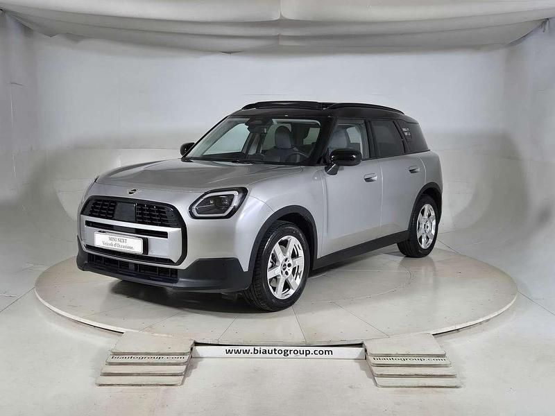 Argento Usata 2024 Mini Cooper Countryman Classic SUV | 37.800 € (Molto cara) - Immagine 1/3
