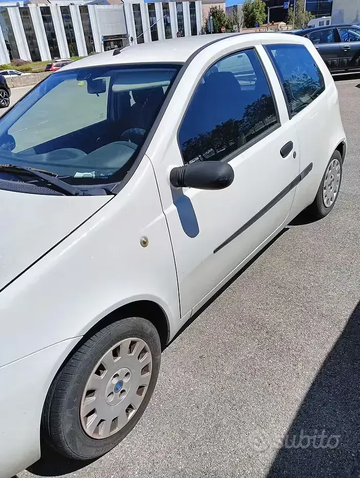 Usata Fiat Punto Classica 80 CV (58 kW) 2008 Utilitaria