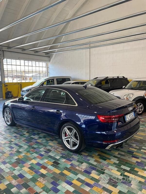 Usata Audi A4 354 CV (260 kW) 2017 Blu Berlina