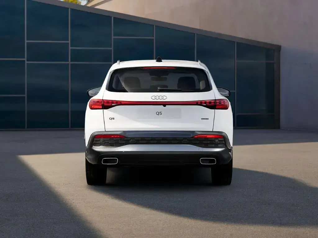 Nuova Audi Q5 Advanced 204 CV (150 kW) 2026 Bianco arkona SUV