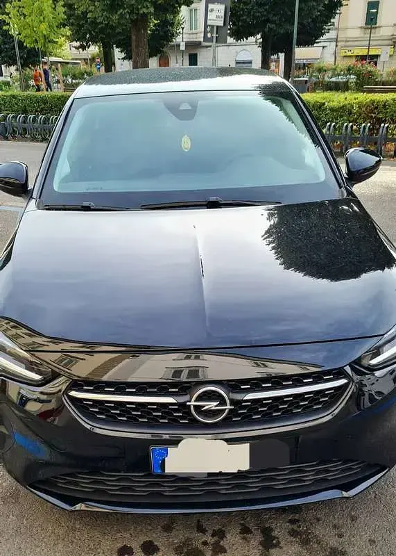 Usata Opel Corsa Elegance 101 CV (74 kW) 2023 Nero Utilitaria